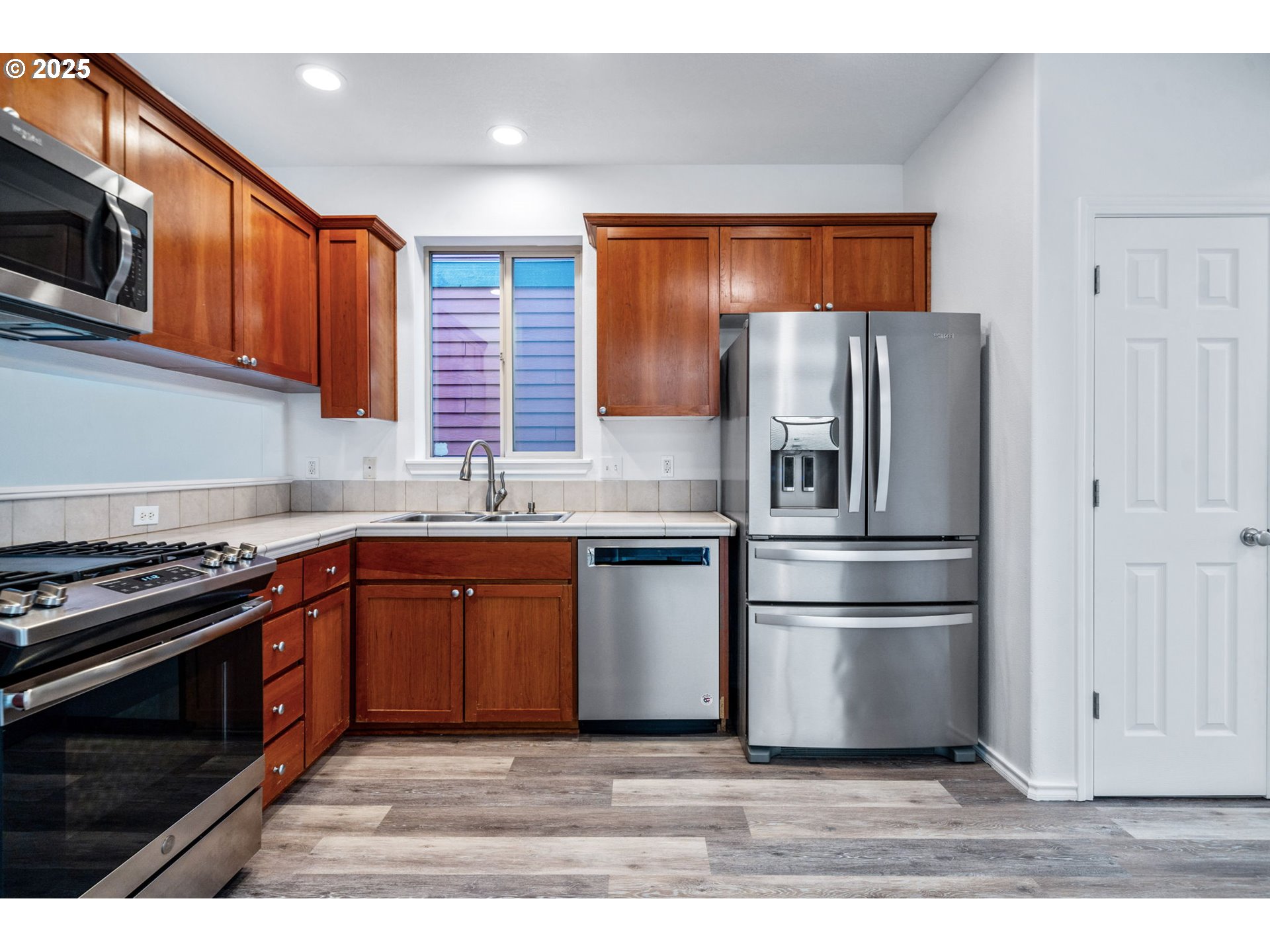 21467 Southwest Fallow Terrace Sherwood, OR 97140 - Photo 11 of 32