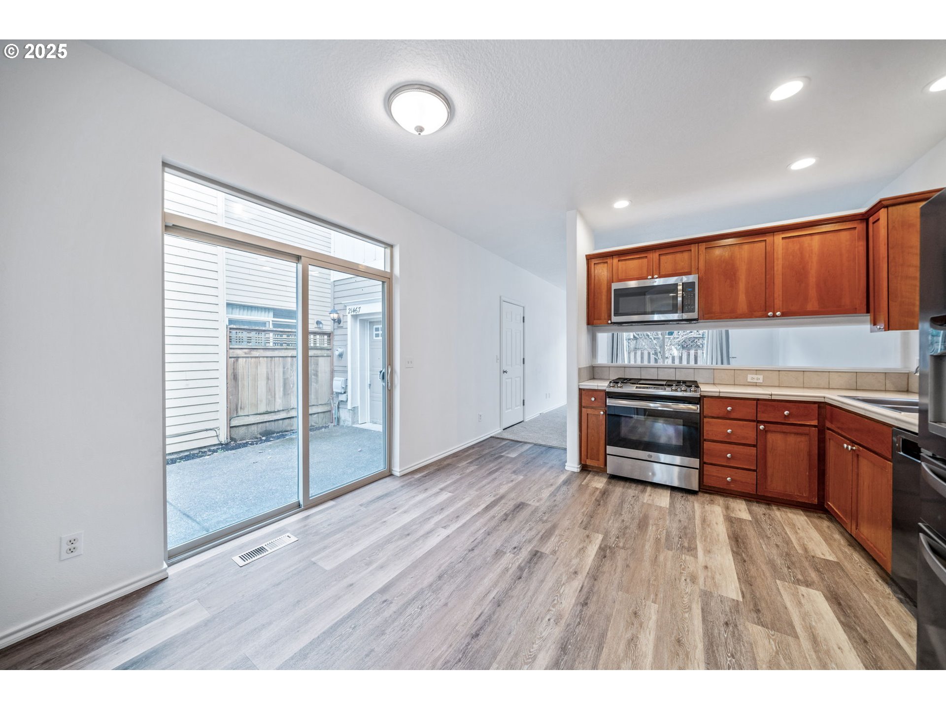 21467 Southwest Fallow Terrace Sherwood, OR 97140 - Photo 9 of 32