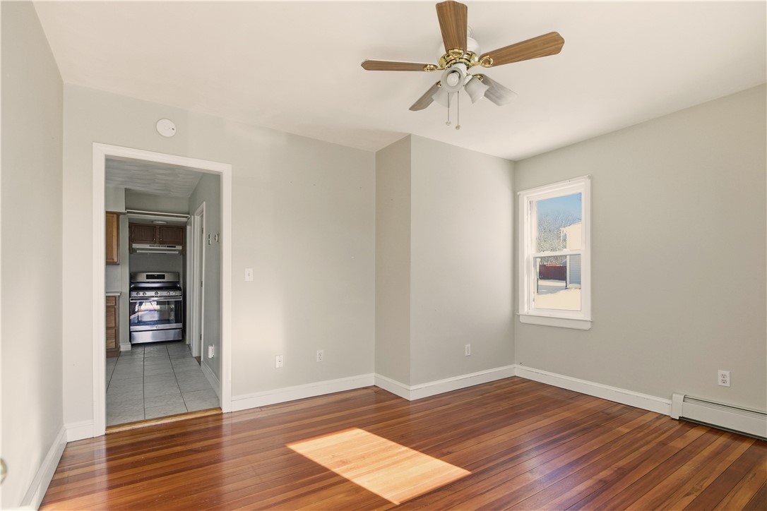 293 State Street Bristol, RI 02809 - Photo 7 of 48 1st floor living room