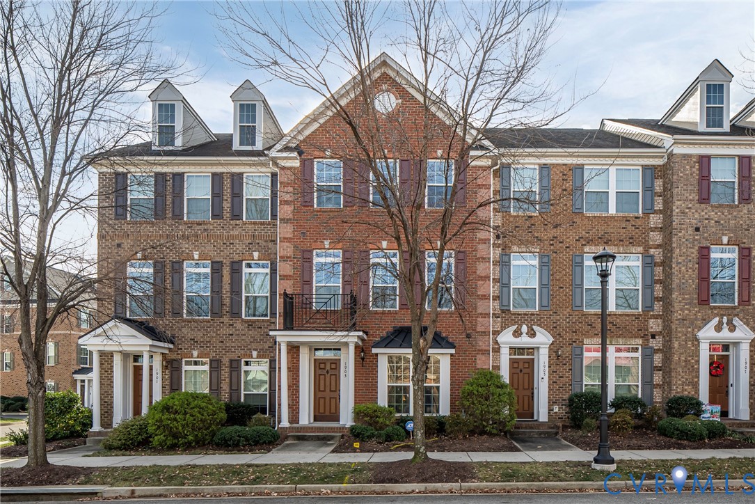 1903 Old Brick Road Glen Allen, VA 23060 - Photo 2 of 39 a front view of a building