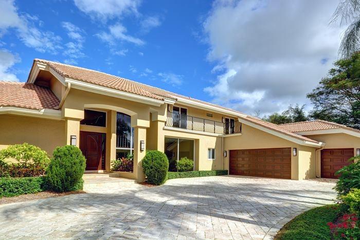 3265 St James Drive Boca Raton, FL 33434 - Photo 1 of 42 frontviewhouse_700