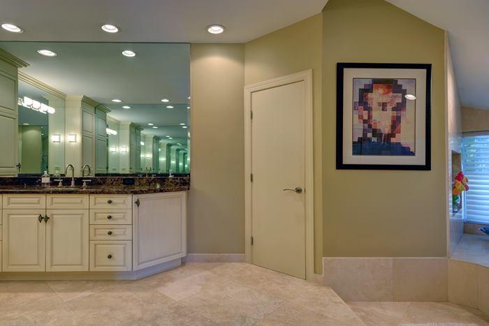 3265 St James Drive Boca Raton, FL 33434 - Photo 30 of 42 masterbathroom1_700