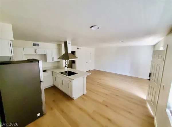 $1,500 | 2121 Oceanus Lane, Unit 4, Las Vegas, NV 89115