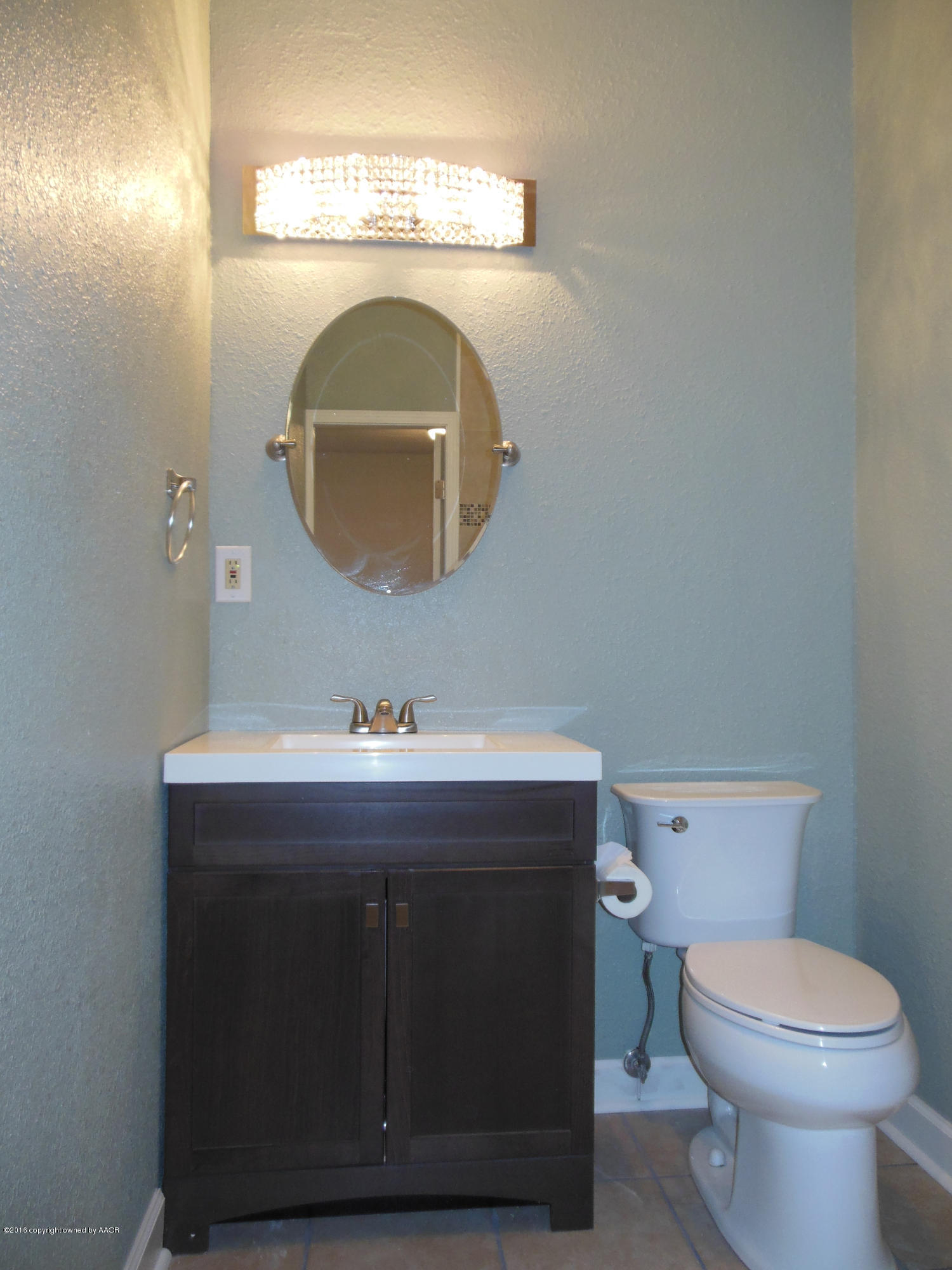 3810 Parker Street Amarillo, TX 79110 - Photo 13 of 16 Master Bath1