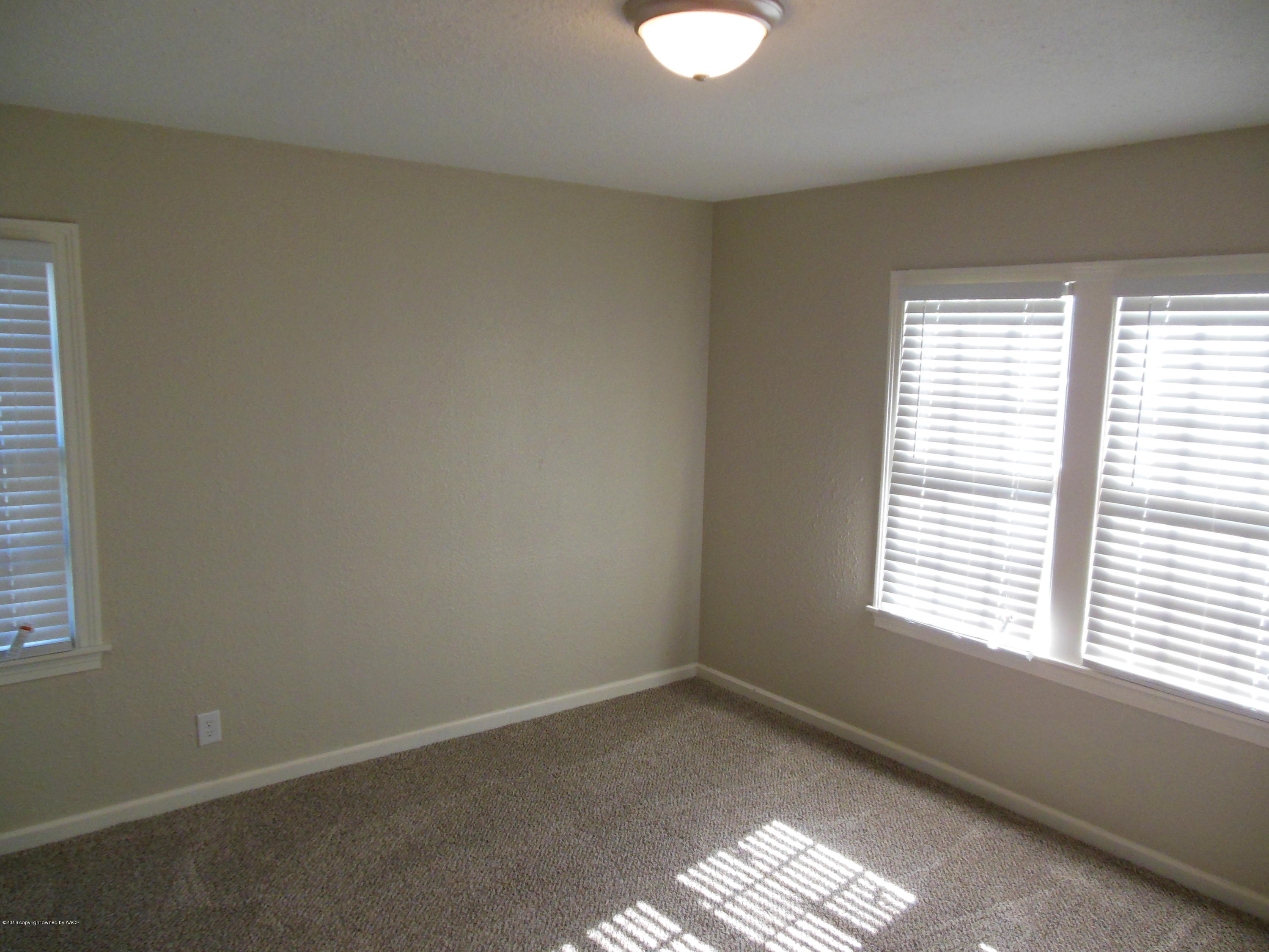 3810 Parker Street Amarillo, TX 79110 - Photo 9 of 16 Bedroom2