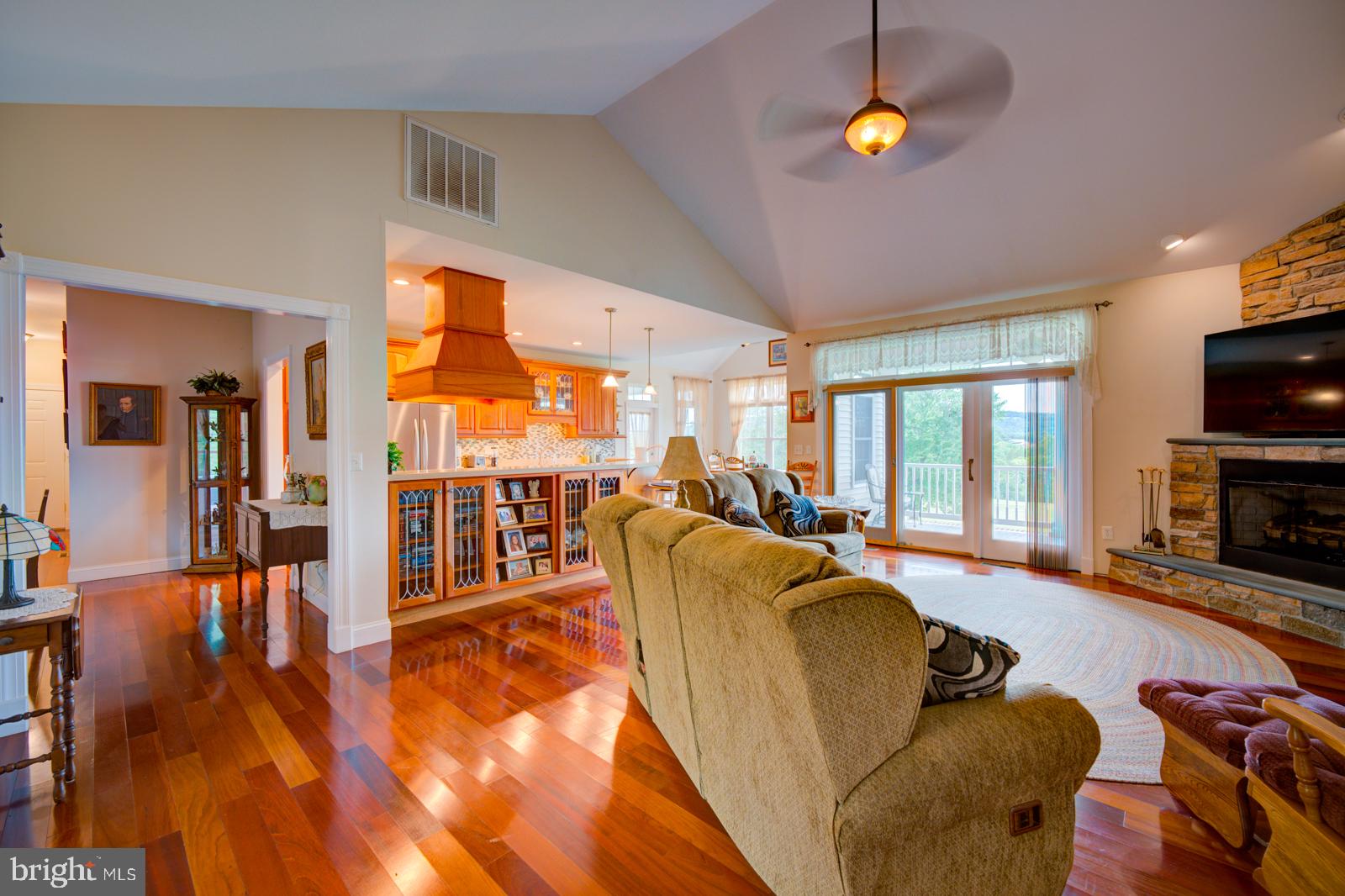 6542 Pine Stake Road Culpeper, VA 22701 - Photo 5 of 113 Spacious living area with warm tones.