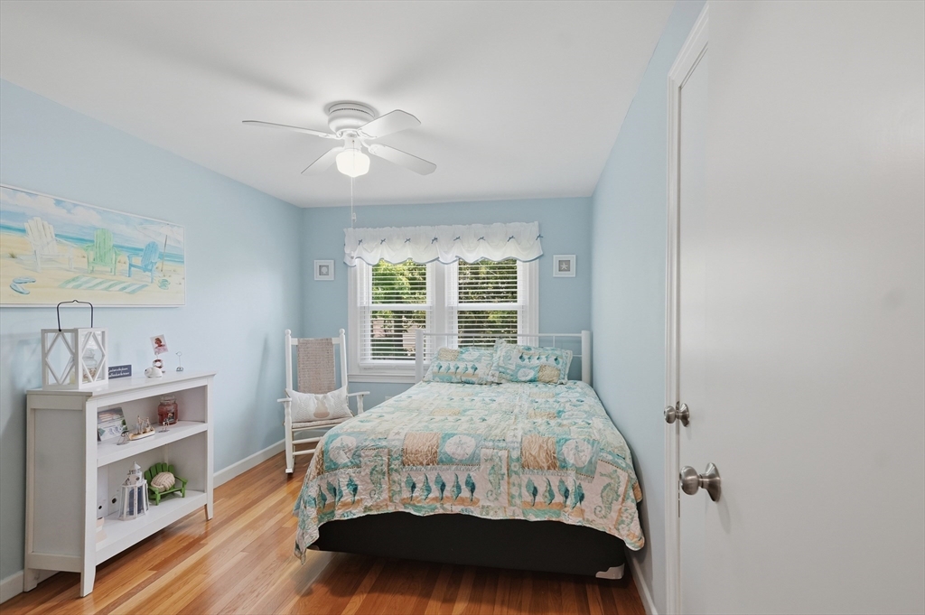 36 Glenn Road Lowell, MA 01852 - Photo 20 of 39