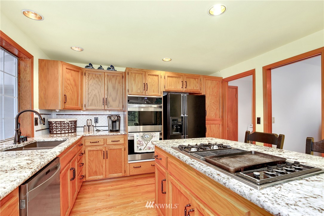16918 Mountain View Road Northeast Duvall, WA 98019 - Photo 9 of 25 Gallery Image 9