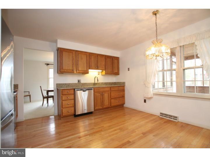 17 Doncaster Road Cherry Hill, NJ 08003 - Photo 11 of 24 Kitchen