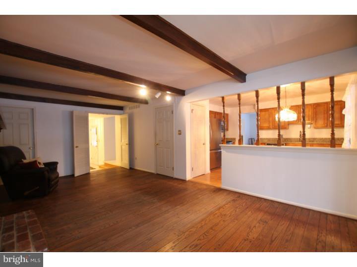 17 Doncaster Road Cherry Hill, NJ 08003 - Photo 7 of 24 Family Room