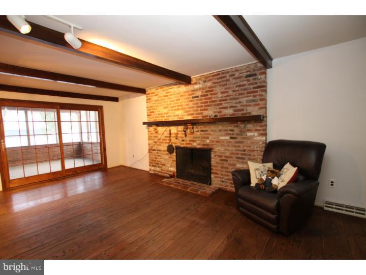 17 Doncaster Road Cherry Hill, NJ 08003 - Photo 8 of 24 Family Room