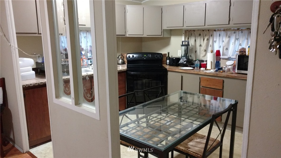 19330 Winesap Road, Unit 51 Bothell, WA 98012 - Photo 6 of 9