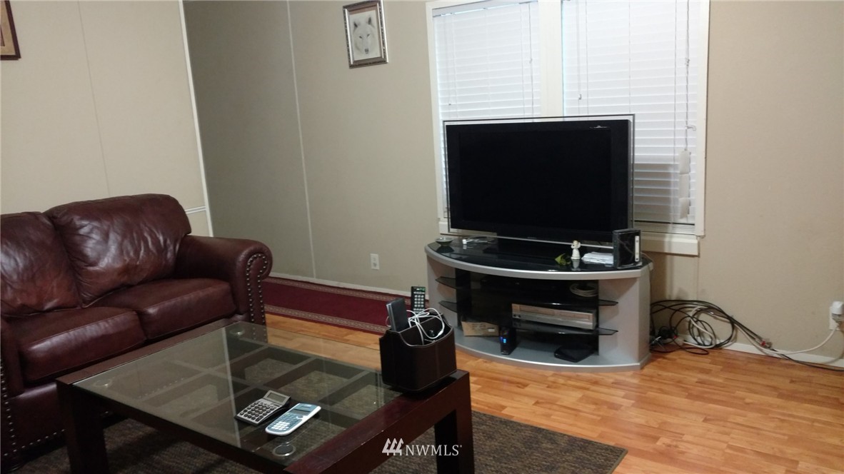19330 Winesap Road, Unit 51 Bothell, WA 98012 - Photo 7 of 9