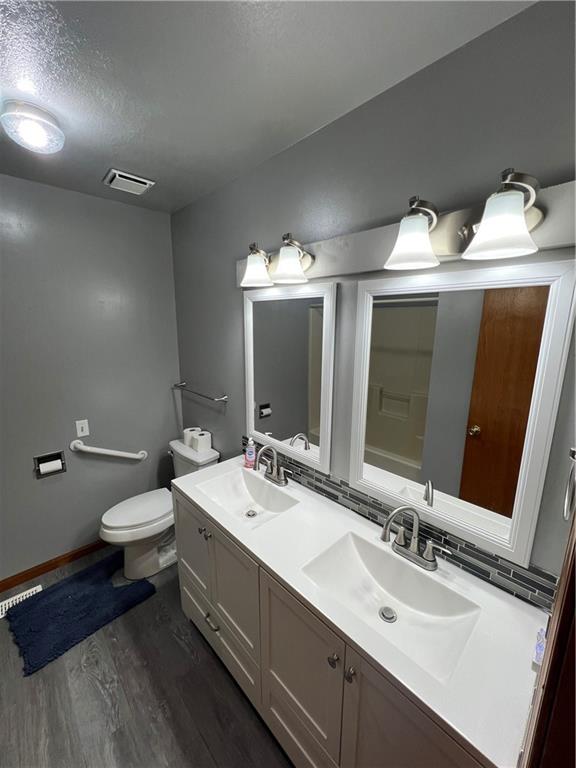 9 Southeast Hilltop Terrace Road St. Joseph, MO 64507 - Photo 13 of 40