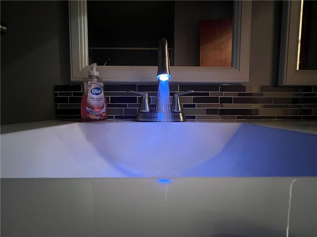 9 Southeast Hilltop Terrace Road St. Joseph, MO 64507 - Photo 14 of 40