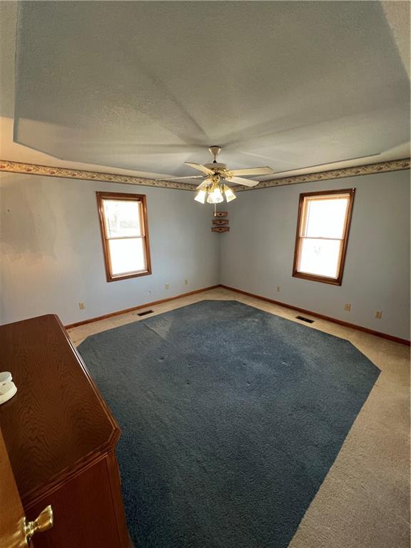 9 Southeast Hilltop Terrace Road St. Joseph, MO 64507 - Photo 15 of 40