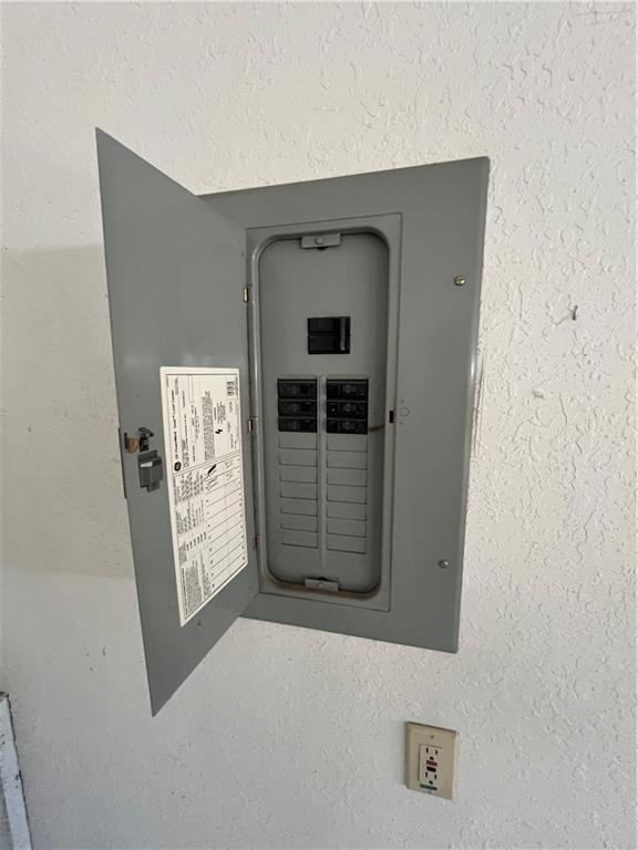 9 Southeast Hilltop Terrace Road St. Joseph, MO 64507 - Photo 30 of 40