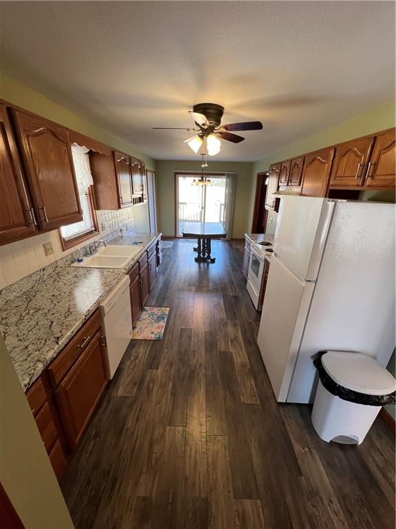 9 Southeast Hilltop Terrace Road St. Joseph, MO 64507 - Photo 6 of 40