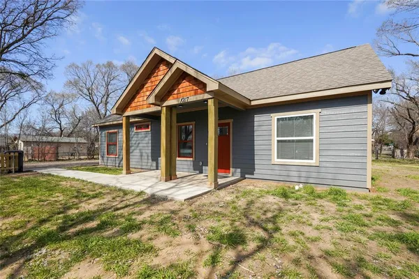 $2,100 | 10117 Royce Drive, Dallas, TX 75217