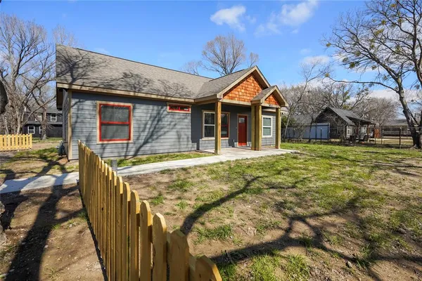 $2,100 | 10117 Royce Drive, Dallas, TX 75217