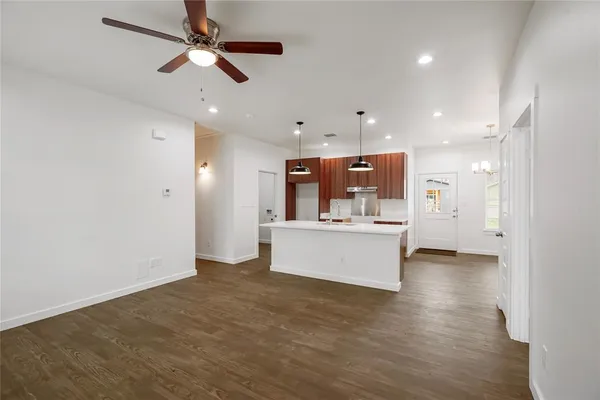 $2,100 | 10117 Royce Drive, Dallas, TX 75217