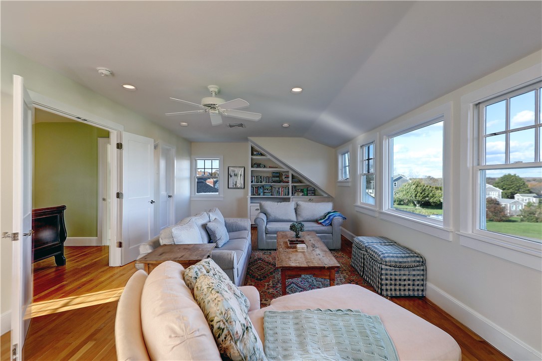 37 Indian Road Little Compton, RI 02837 - Photo 6 of 48