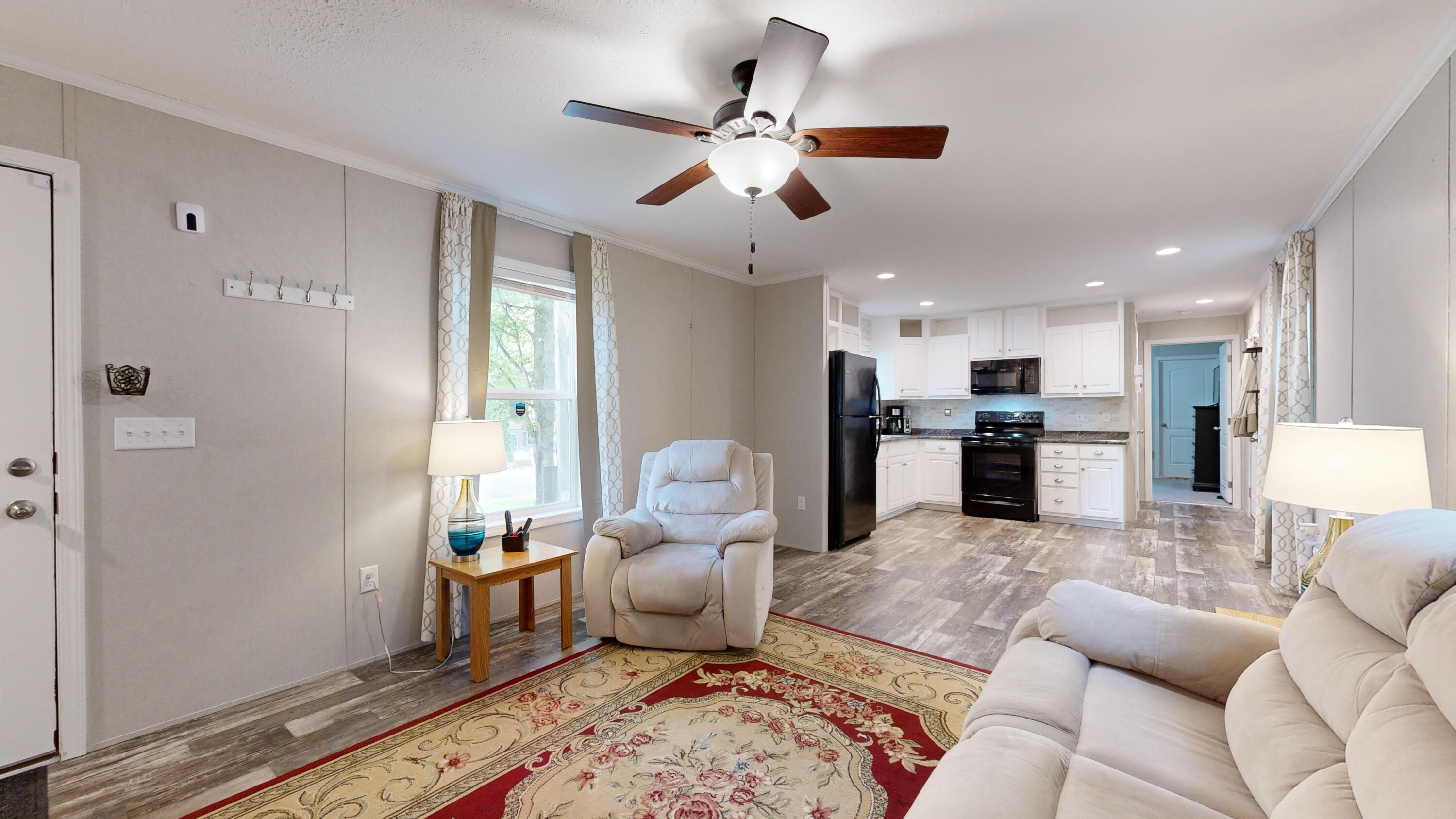 15 Blue Rock Road, Unit 2 Monmouth, ME 04259 - Photo 10 of 33 living room