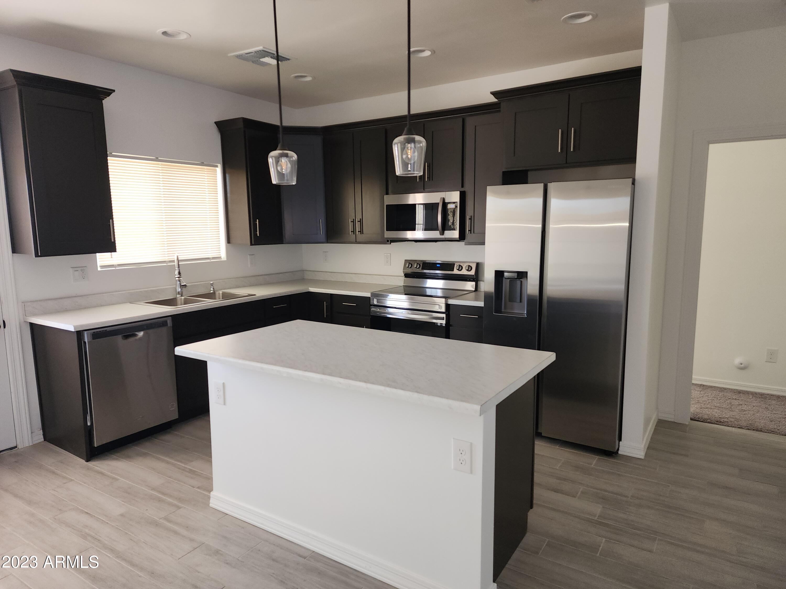 13905 South Avalon Road Arizona City, AZ 85123 - Photo 4 of 14