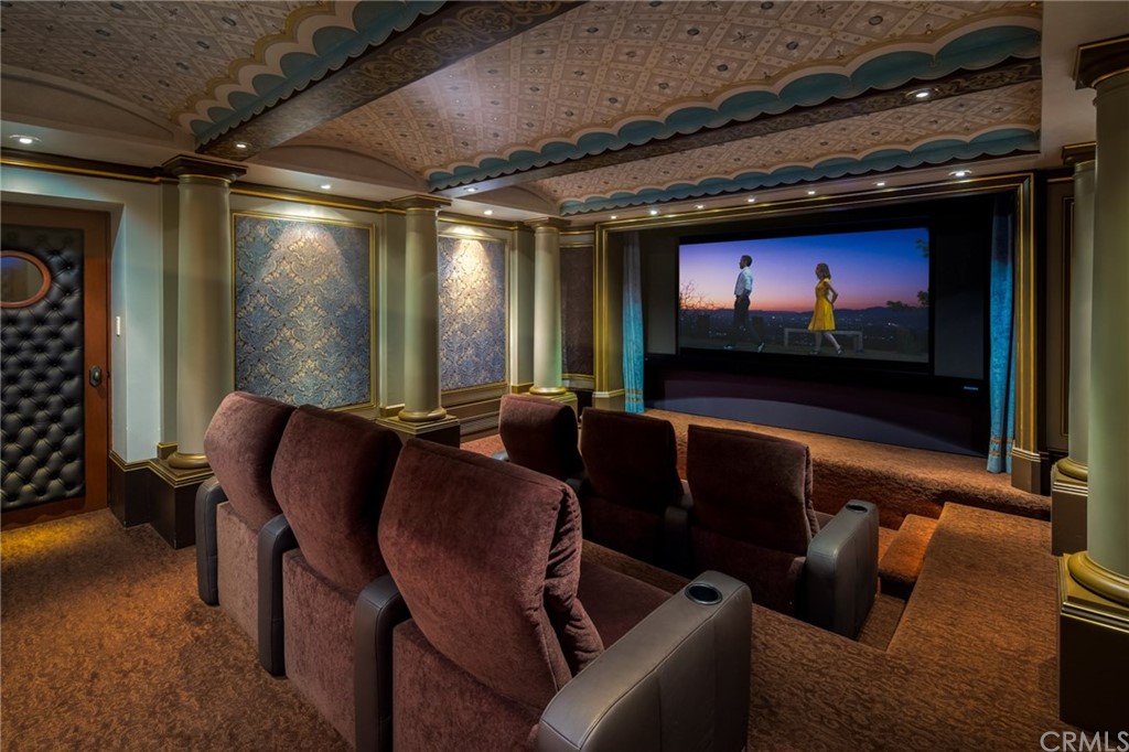 909 Vía Coronel Palos Verdes Estates, CA 90274 - Photo 25 of 59 a room with furniture projector and screen