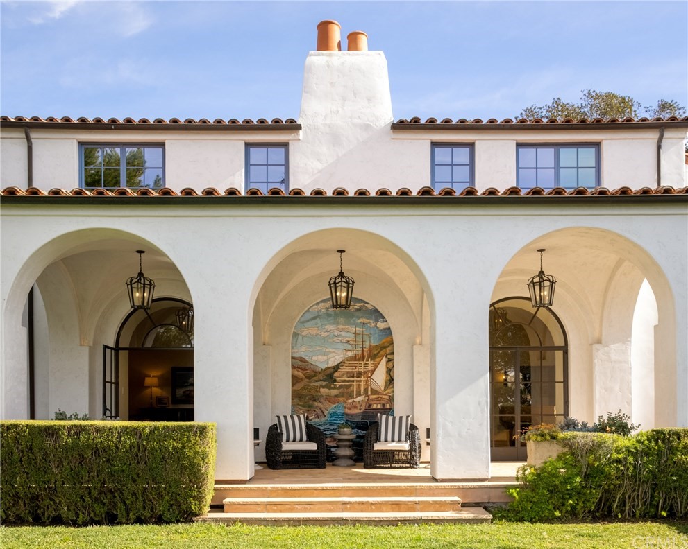 909 Vía Coronel Palos Verdes Estates, CA 90274 - Photo 42 of 59 a view of a brick building and a terrace view