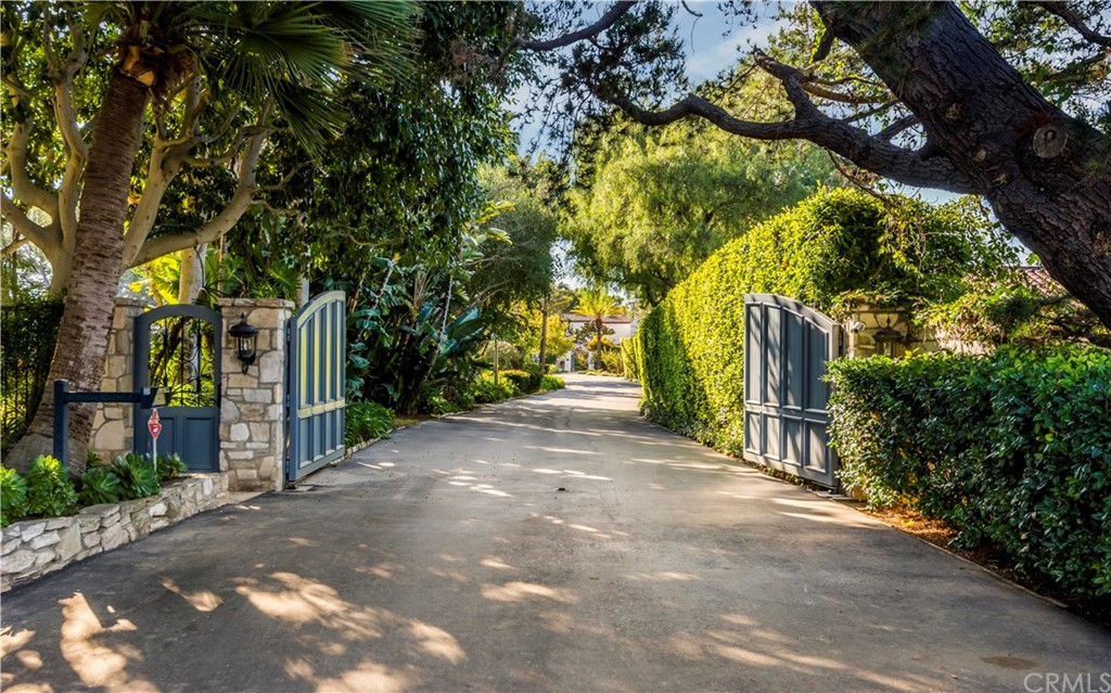 909 Vía Coronel Palos Verdes Estates, CA 90274 - Photo 6 of 59 a view of road and trees