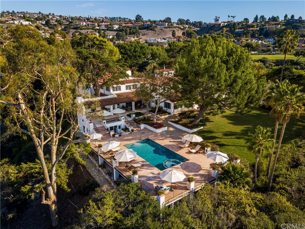 909 Vía Coronel Palos Verdes Estates, CA 90274 - Photo 8 of 59