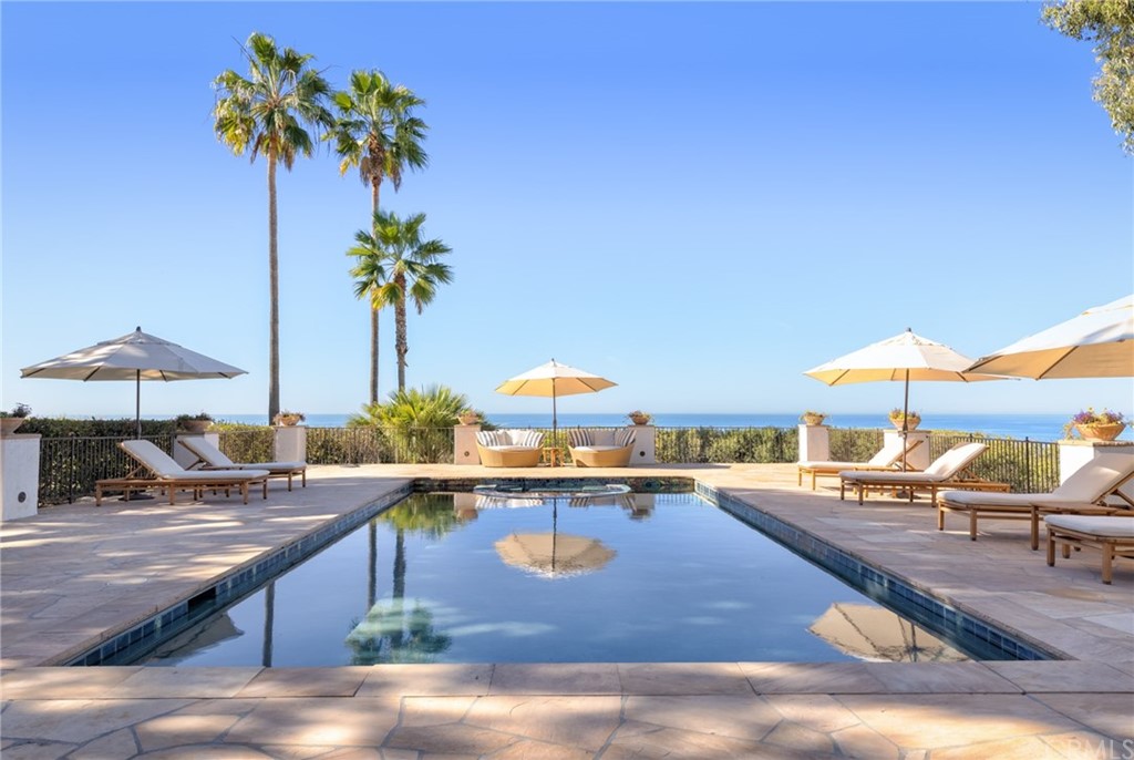 909 Vía Coronel Palos Verdes Estates, CA 90274 - Photo 10 of 59