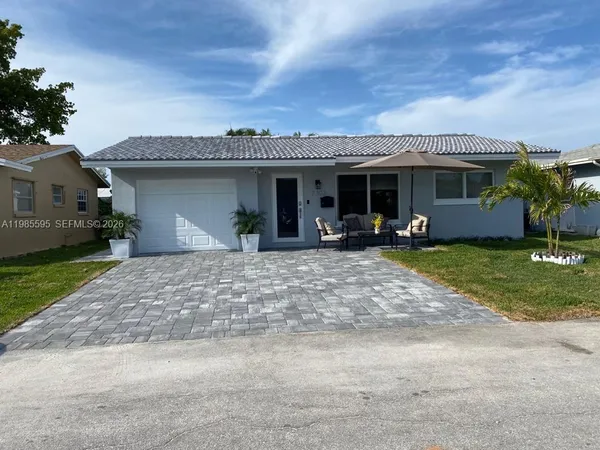 $2,800 | 7303 Northwest 57th Drive, Tamarac, FL 33321