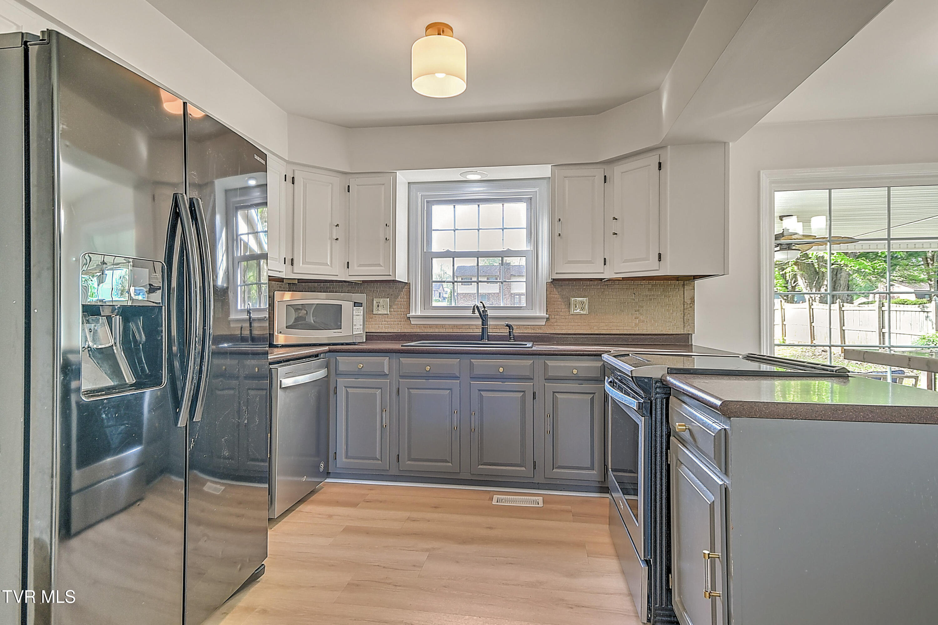 1420 Ruthbrooke Drive Mount Carmel, TN 37645 - Photo 13 of 59 1420 Ruthbrook EH-14