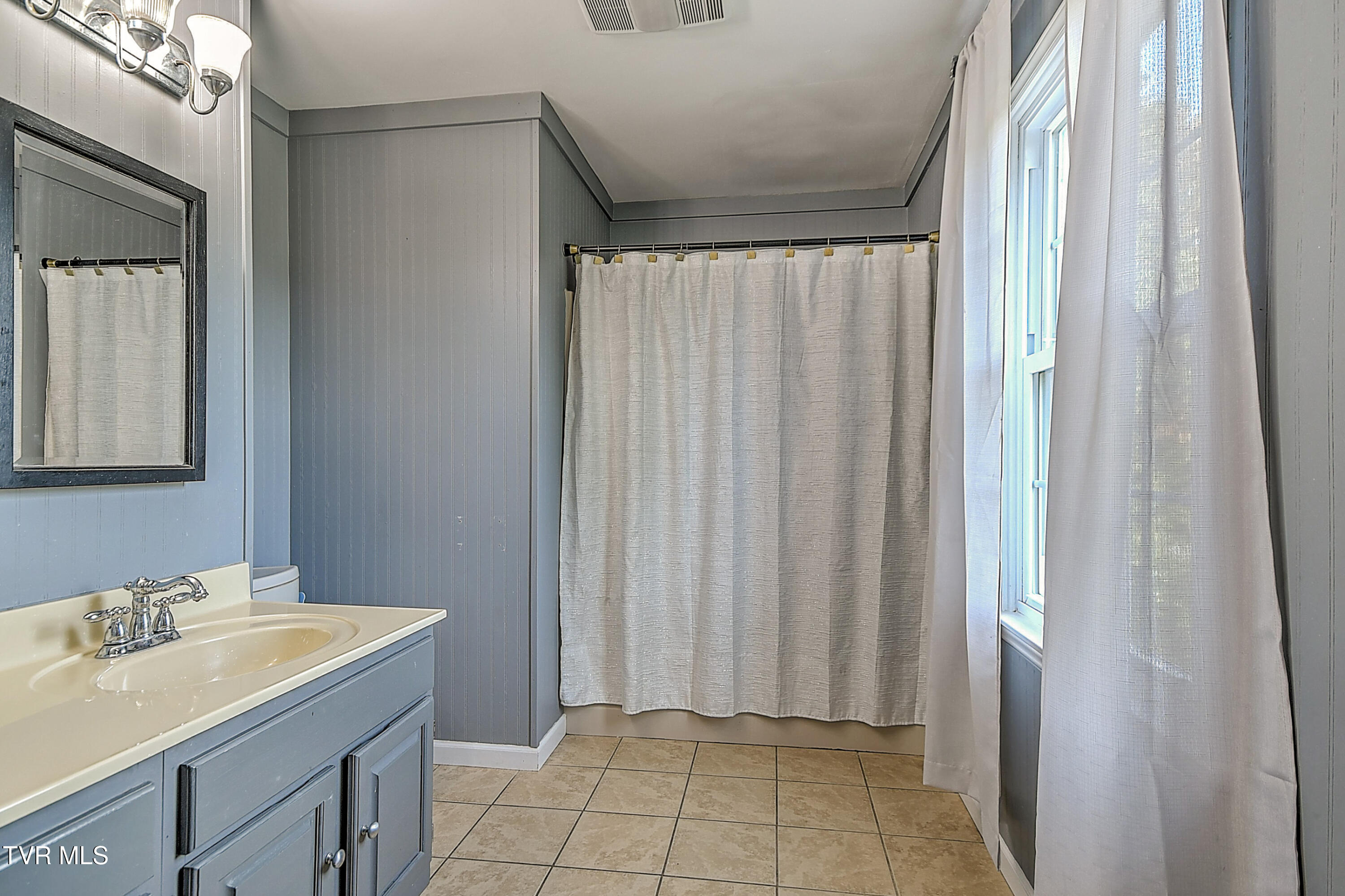 1420 Ruthbrooke Drive Mount Carmel, TN 37645 - Photo 33 of 59 1420 Ruthbrook EH-34