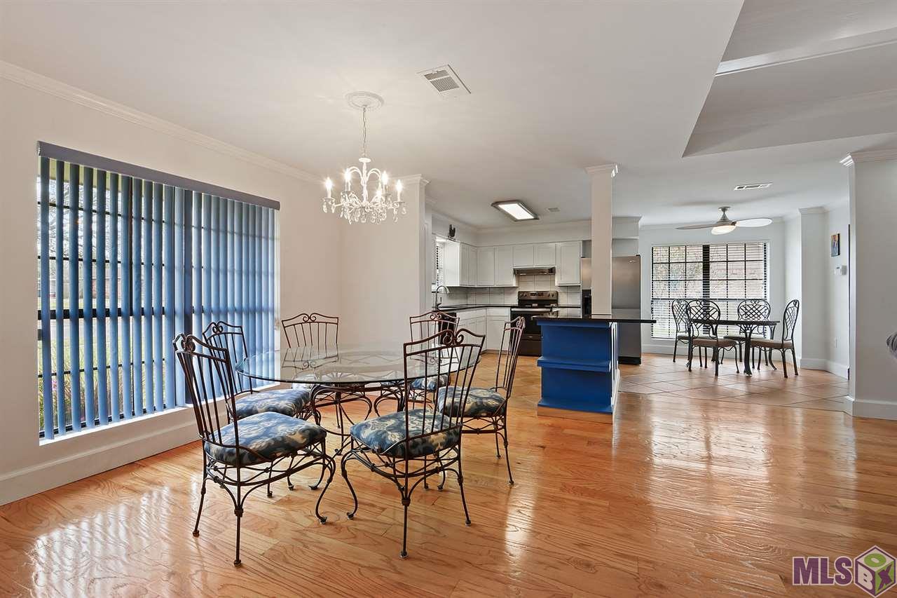 6326 Hickory Ridge Boulevard Baton Rouge, LA 70817 - Photo 8 of 15 Sunny Dining Room