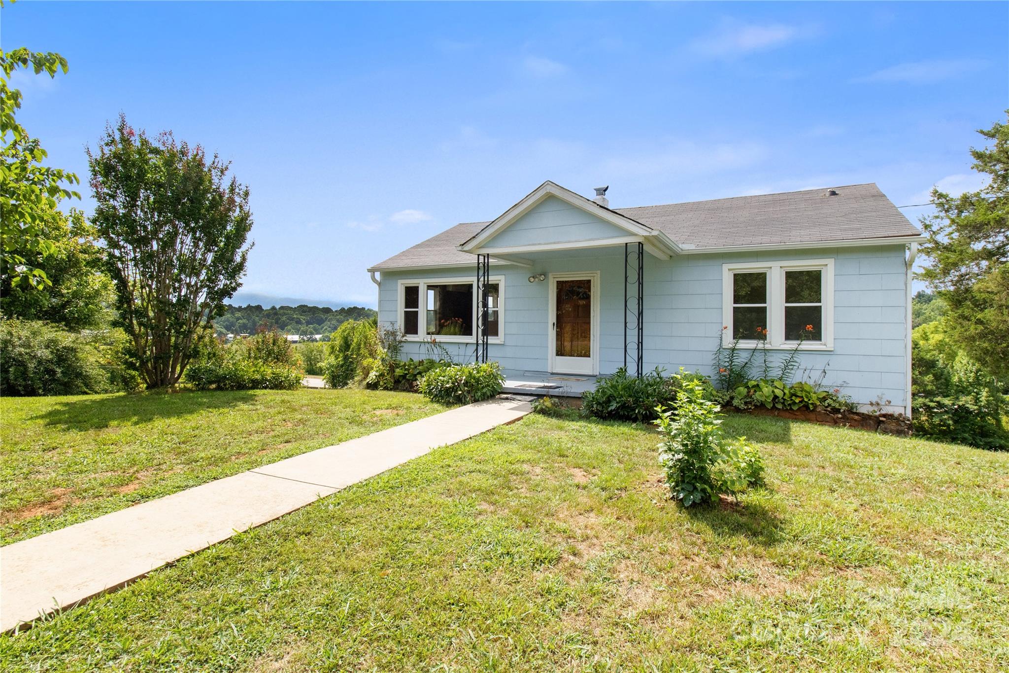 1288 Jupiter Road Weaverville, NC 28787 - Photo 1 of 44 Gallery Image 1