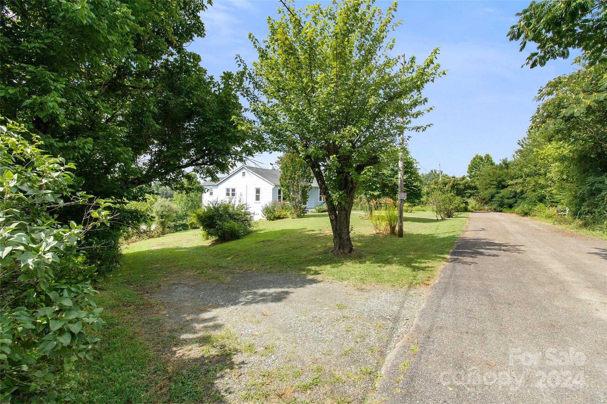 1288 Jupiter Road Weaverville, NC 28787 - Photo 43 of 44 Gallery Image 43