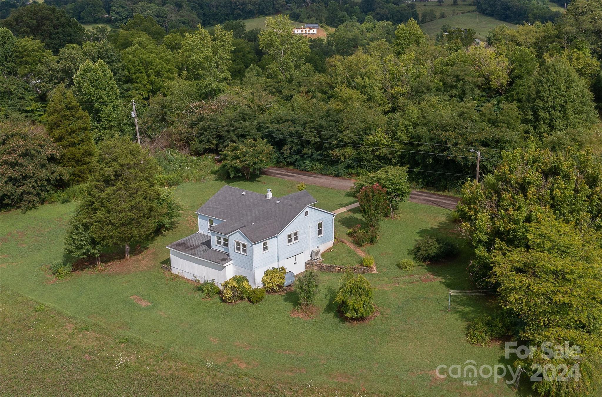 1288 Jupiter Road Weaverville, NC 28787 - Photo 5 of 44 Gallery Image 5
