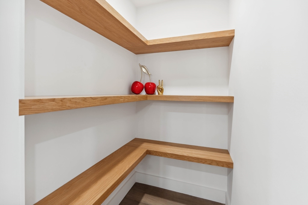 32 Birch Brook Road, Unit 24 Lynn, MA 01905 - Photo 9 of 38 Gallery Image 9