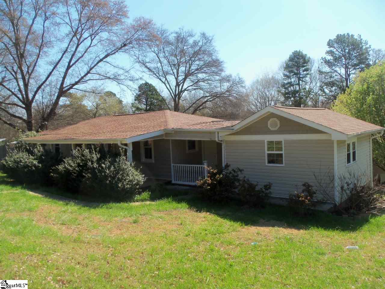 132 Childress Road Spartanburg, SC 29307 - Photo 1 of 27 Gallery Image 1