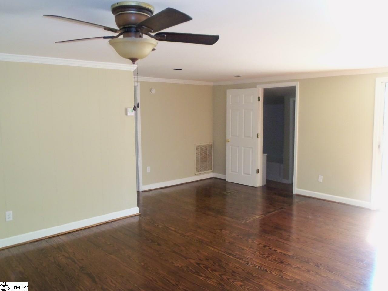 132 Childress Road Spartanburg, SC 29307 - Photo 2 of 27 Gallery Image 2