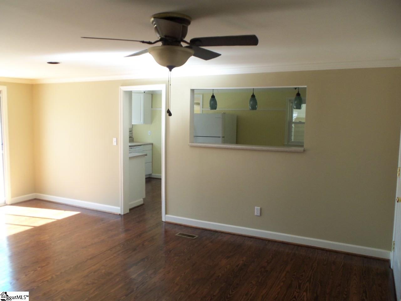 132 Childress Road Spartanburg, SC 29307 - Photo 3 of 27 Gallery Image 3