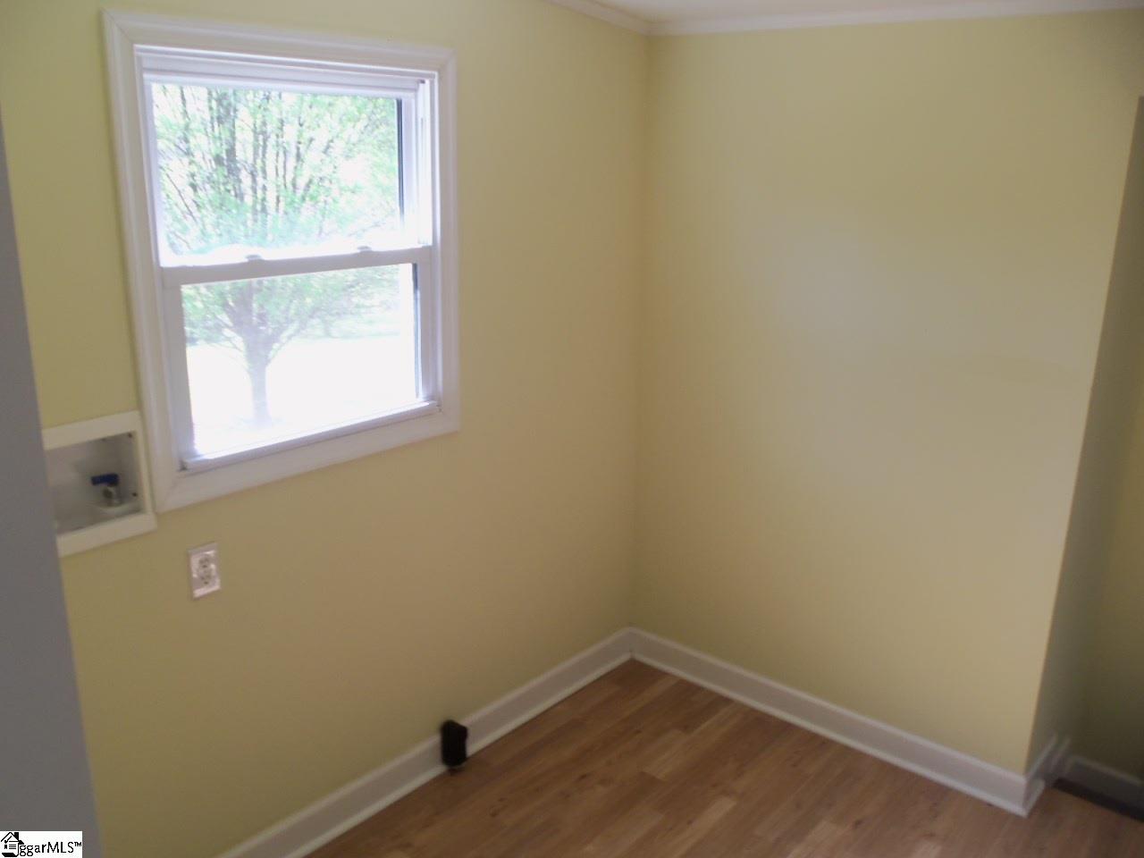 132 Childress Road Spartanburg, SC 29307 - Photo 6 of 27 Gallery Image 6