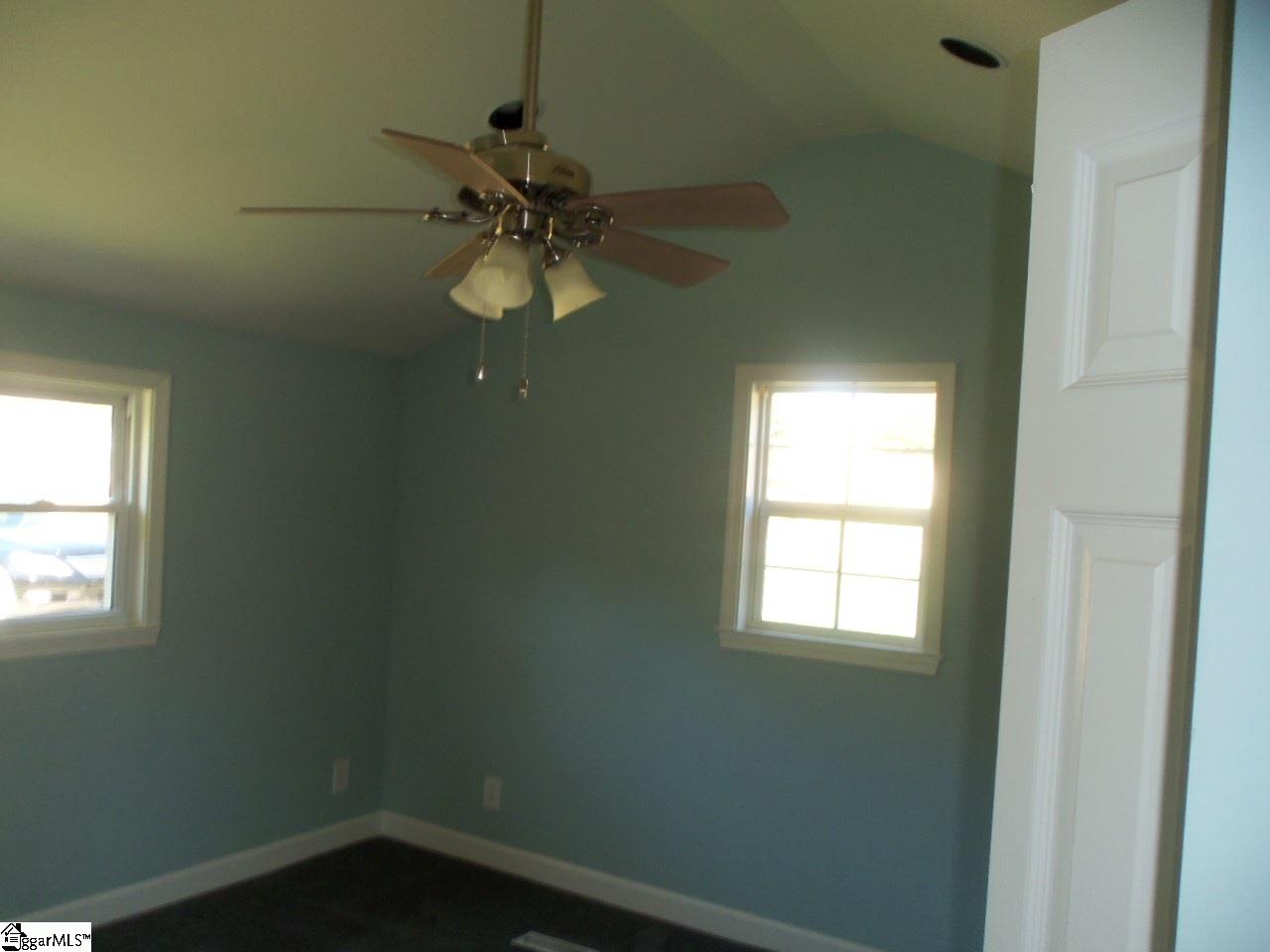 132 Childress Road Spartanburg, SC 29307 - Photo 8 of 27 Gallery Image 8