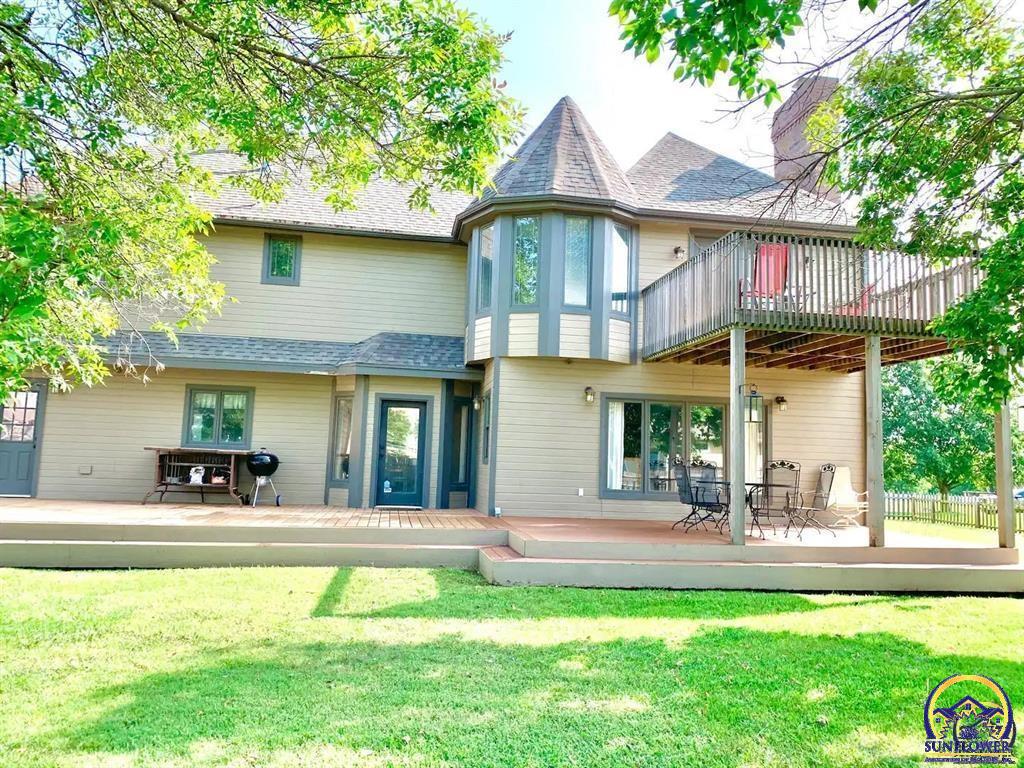 3635 Southwest Indian Hills Road Topeka, KS 66614 - Photo 2 of 17