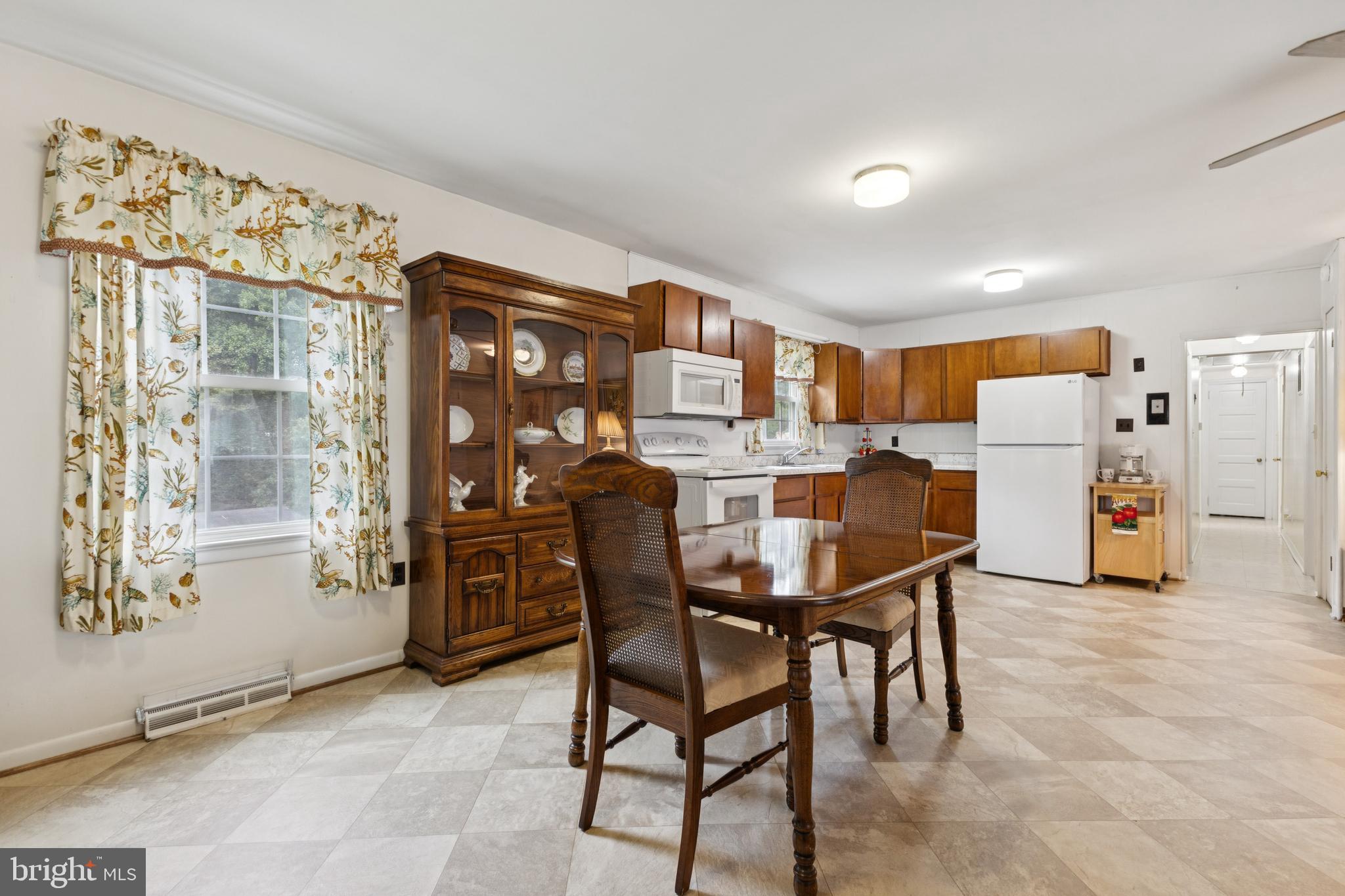 2885 Sweden Point Road Marbury, MD 20658 - Photo 9 of 35 Dining Area