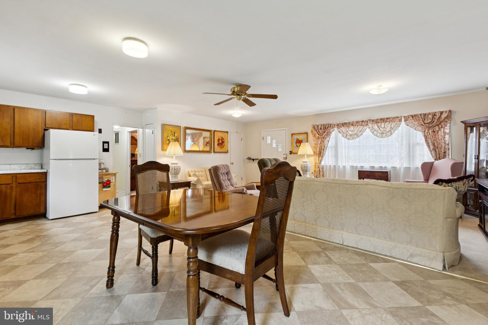 2885 Sweden Point Road Marbury, MD 20658 - Photo 10 of 35 Dining Area