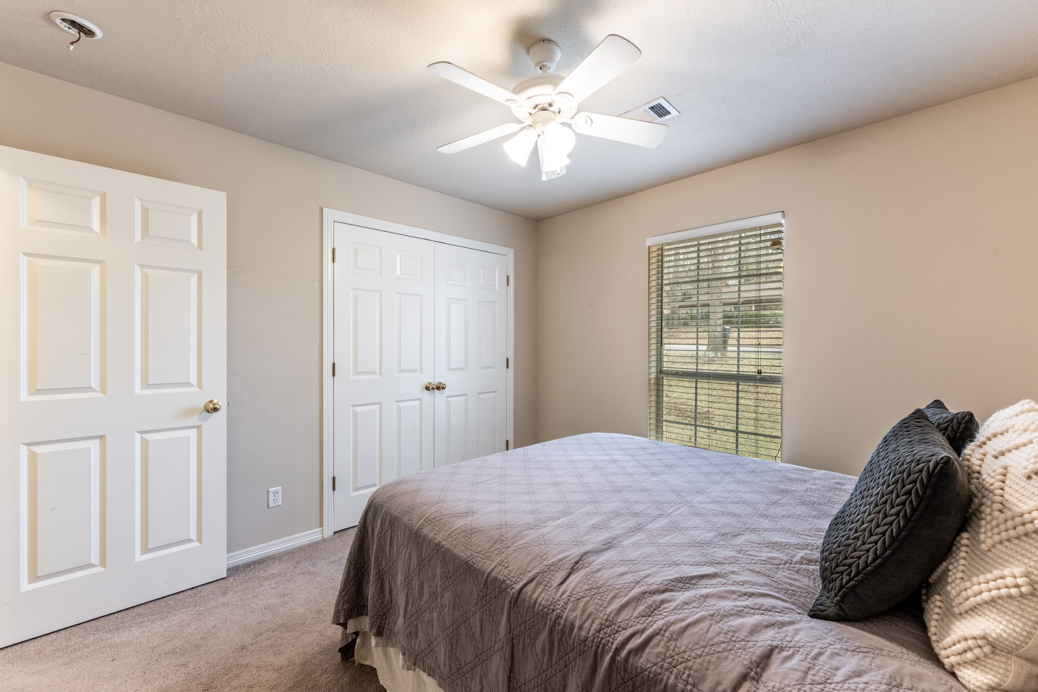 3658 Red Bud Lane Huntsville, TX 77340 - Photo 16 of 22